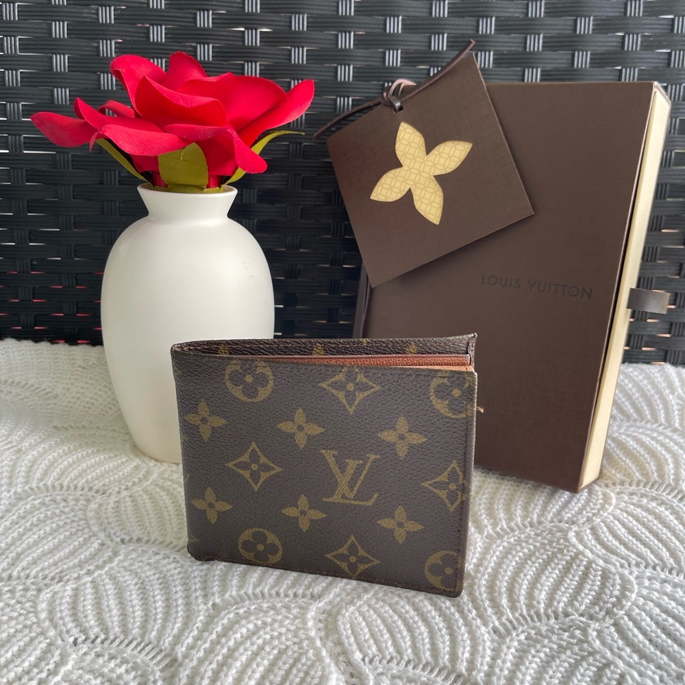 💯Authentic Vintage Louis Vuitton Bi-fold Wallet